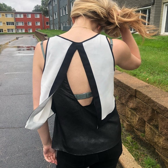 Express Shiny Blouse LIKE NEW XS - Picture 3 of 6